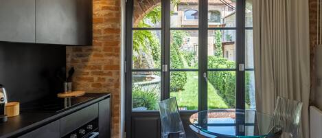 Deluxe-Loft, Gartenblick | Eigene Küche