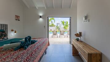 4 bedrooms, in-room safe, iron/ironing board, travel cot