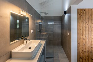 Dusche, HandtĂŒcher