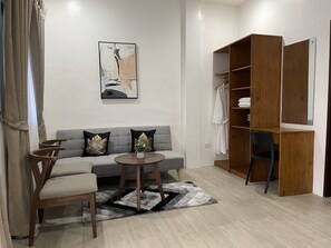 小型套房 | 高档床上用品、羽绒被、加厚床垫、免费迷你吧物品