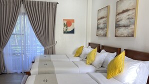 Kamar Triple Standar | Seprai premium, selimut bulu angsa, dan bantalan ekstra lembut
