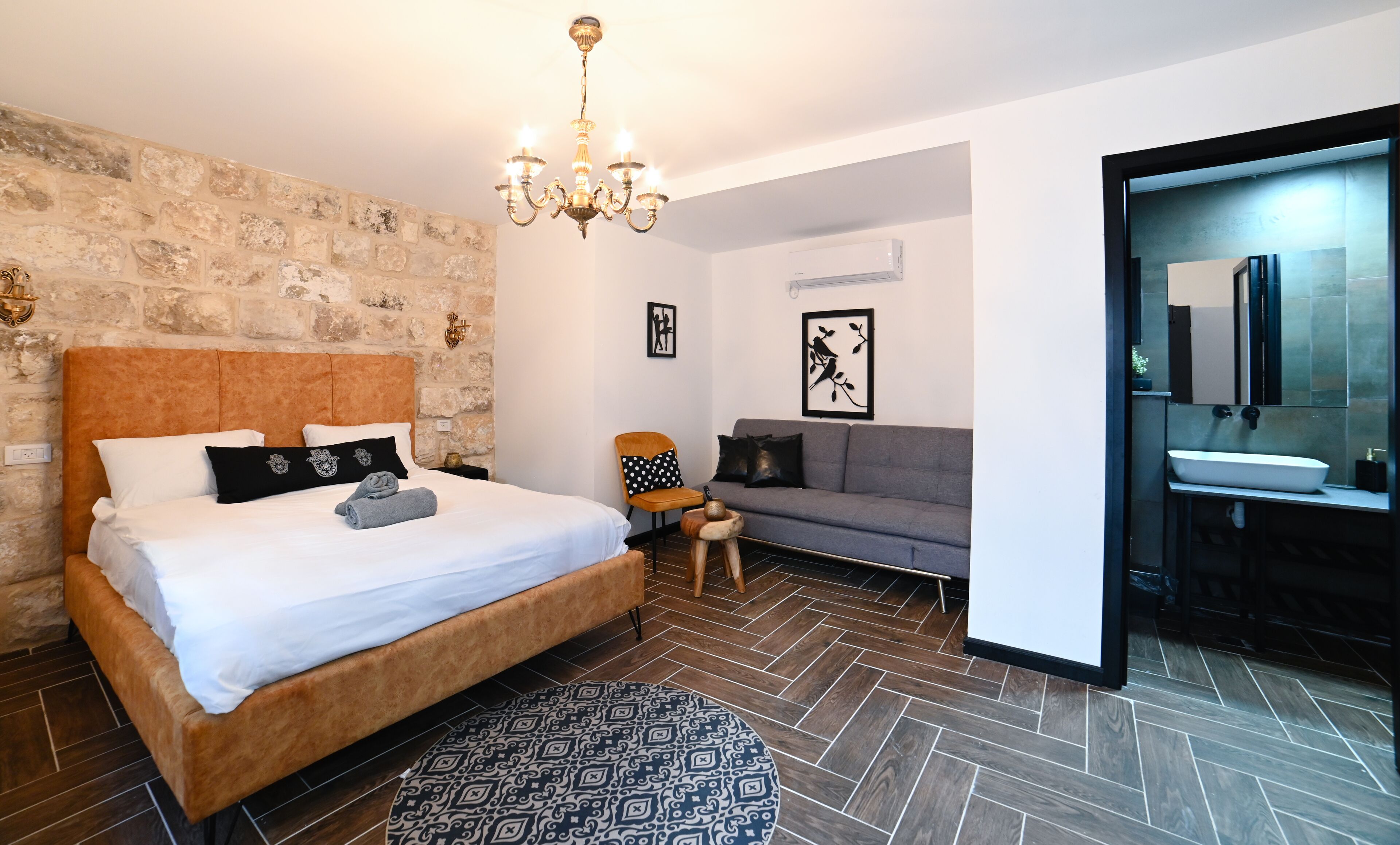 Elite Villa | 4 bedrooms, free WiFi, bed sheets