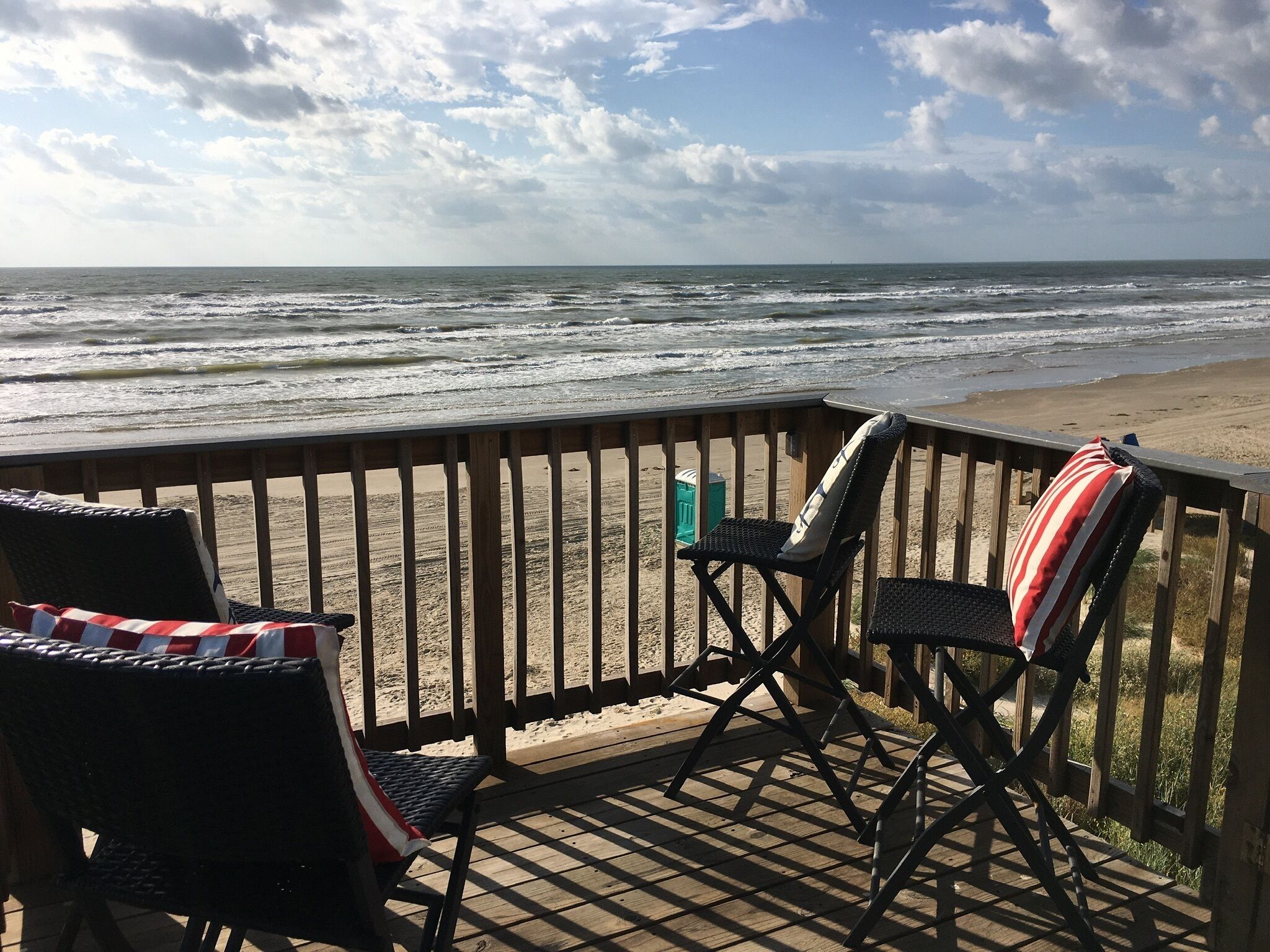Phenomenal Beachfront Condo w/ Private Decks in Surfside Beach, TX!