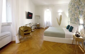 2 bedrooms, iron/ironing board, travel cot, free WiFi