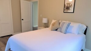 3 bedrooms, iron/ironing board, WiFi (free)
