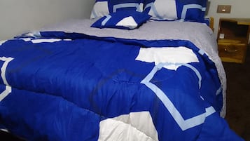 2 habitaciones, tabla de planchar con plancha y wifi gratis
