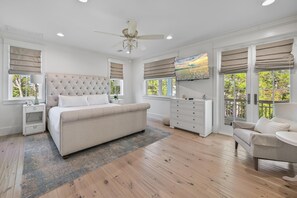 5 Schlafzimmer, Schreibtisch, kostenloses WLAN, Bettwäsche