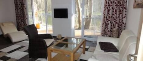 TV, ping pong, books