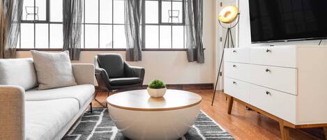 Télévision, espaces bureaux