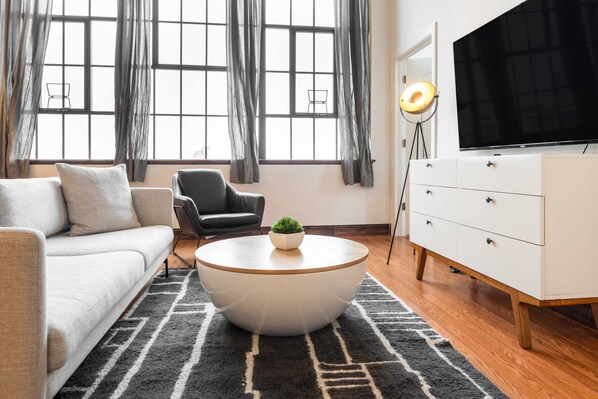 Fernseher, Arbeitsbereiche