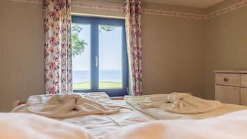 3 Schlafzimmer, Reisekinderbett, kostenloses WLAN, BettwÀsche