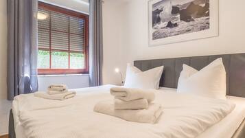 2 quartos, Wi-Fi de cortesia, roupa de cama