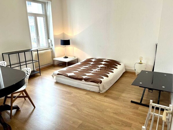 1 dormitorio, Internet, ropa de cama