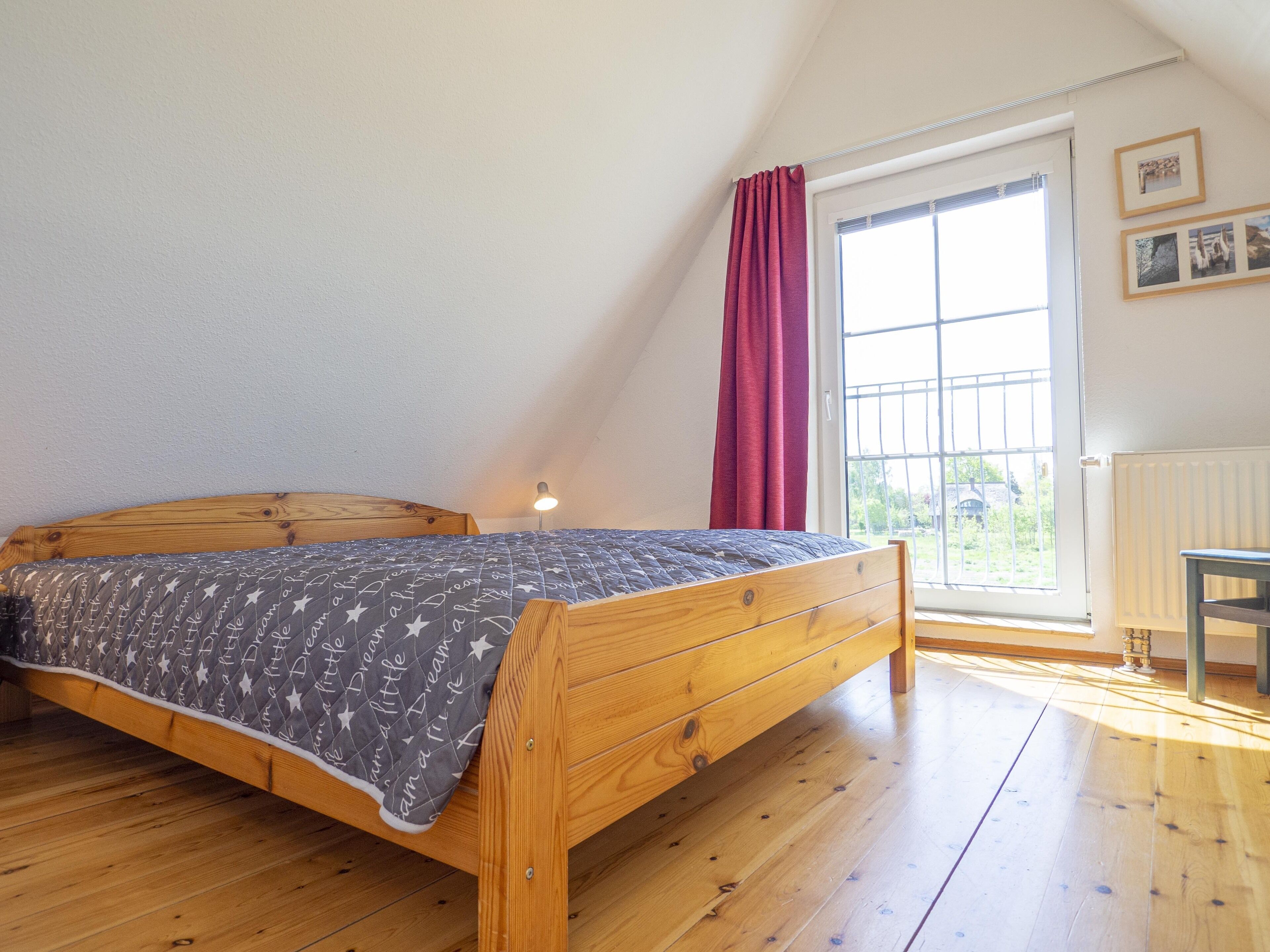 2 Schlafzimmer, Reisekinderbett, kostenloses WLAN