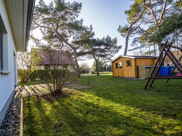 Exterior - Vacation home Karola, apartment 1 - ground floor (Glowe)