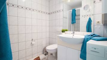 Haartrockner, Handtücher