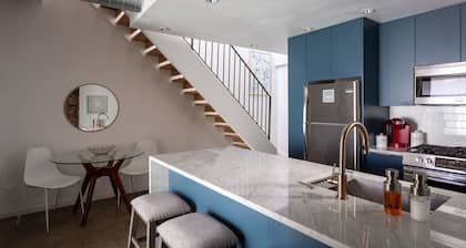 Boutique Bi-Level Penthouse Loft - Washington Sq West