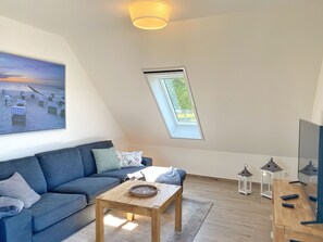 Télévision, chaîne hi-fi