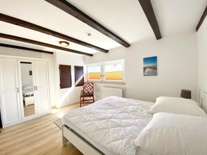 2 chambres, lit parapluie, Wi-Fi gratuit, draps fournis