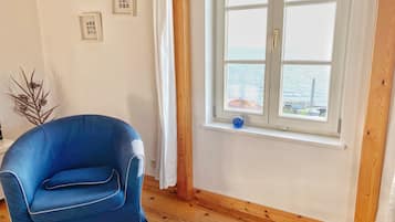 Fernseher, Stereoanlage