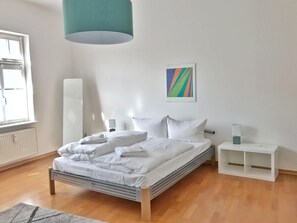 2 quartos, Wi-Fi de cortesia, roupa de cama