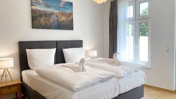 2 Schlafzimmer, BĂŒgeleisen/BĂŒgelbrett, Reisekinderbett, kostenloses WLAN