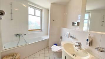 Haartrockner, Handtücher