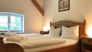 1 Schlafzimmer, Reisekinderbett, kostenloses WLAN, Bettwäsche