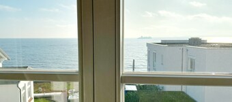 Seaside Appartements, "black-white"
