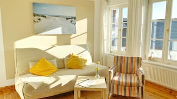 Fernseher, Stereoanlage