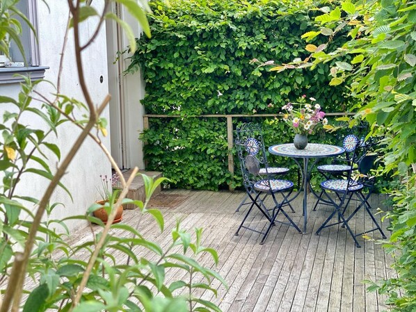 Outdoor dining - Vacation apartment at the national park (Sassnitz)