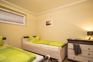 2 bedrooms, free WiFi, bed sheets