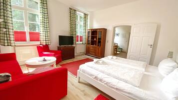 1 Schlafzimmer, Reisekinderbett, kostenloses WLAN, Bettwäsche