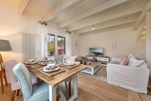 TV, stereo - Semi-detached house Freyh II (Lohme OT Ranzow)