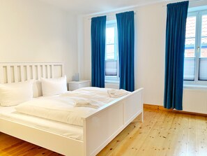 1 bedroom, free WiFi, bed sheets - Seaside Apartments - Light Blue (Sassnitz)