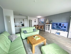 Fernseher, Stereoanlage