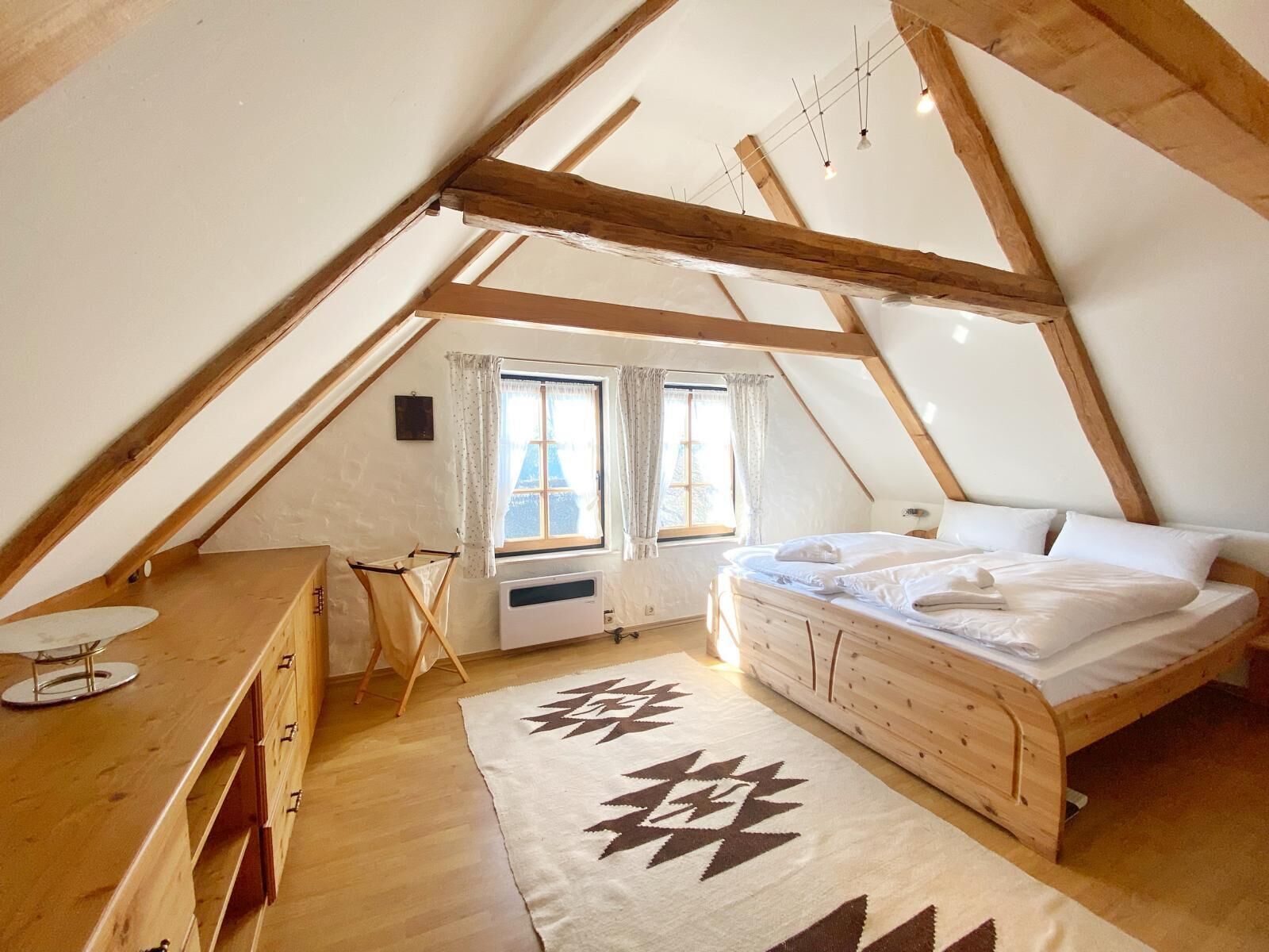3 Schlafzimmer, Bügeleisen/Bügelbrett, Bettwäsche