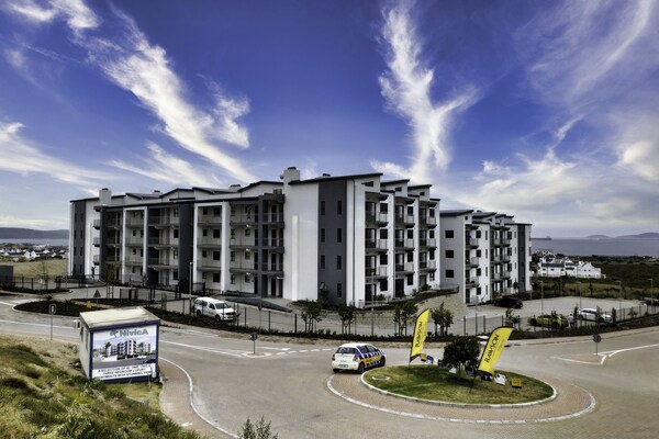 Nivica Lifestyle Living 57, Langebaan 4-sleeper - Langebaan
