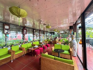 Restaurant - CALI HILL RESORT & SPA (Phu Quoc)