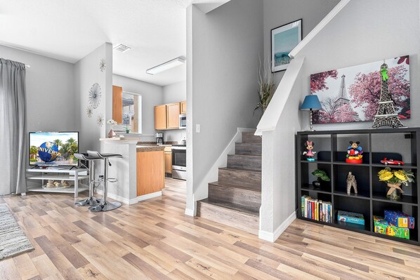 Interior - Modern Retreat |Pool&Slides+Disney 3 Miles Away (Kissimmee)