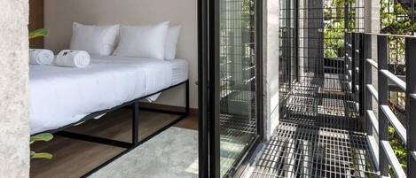 3 bedrooms, iron/ironing board, travel crib, WiFi