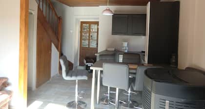 RENOVATED HOUSE IN CHARMING VILLAGE 45 MINUTES FROM THE RESORTS
