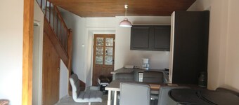 RENOVATED HOUSE IN CHARMING VILLAGE 45 MINUTES FROM THE RESORTS
