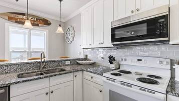 微波炉、烤箱、炉灶、洗碗机