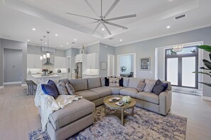 House, Multiple Beds (115 South Bahama Avenue) | Interior