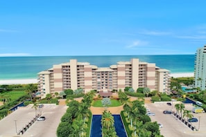 公寓客房, 1 張特大雙人床 (Beachfront condo with views, pools an) | 鳥瞰角度