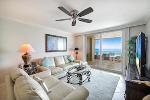 公寓客房, 1 張特大雙人床 (Beachfront condo with views, pools an) | 住宿內部