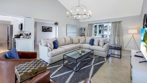 Maison, plusieurs lits (921 Montego Court) | Intérieur