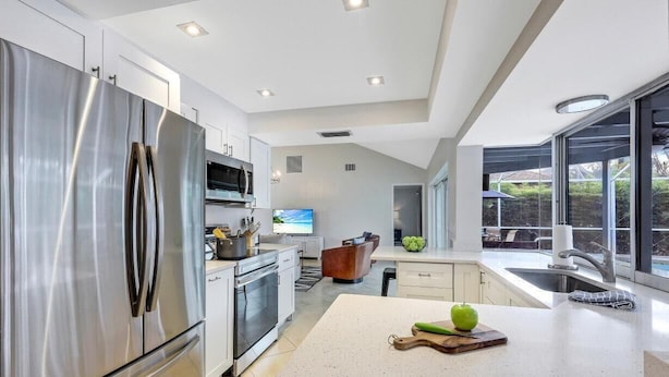 Maison, plusieurs lits (921 Montego Court) | Cuisine privée