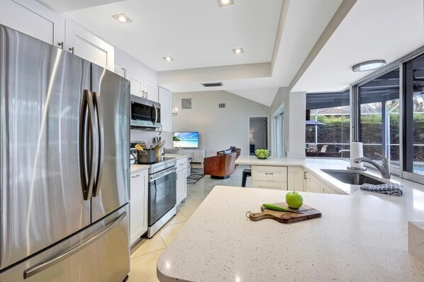 House, Multiple Beds (921 Montego Court) | Private kitchen - 921 Montego Court (Marco Island)